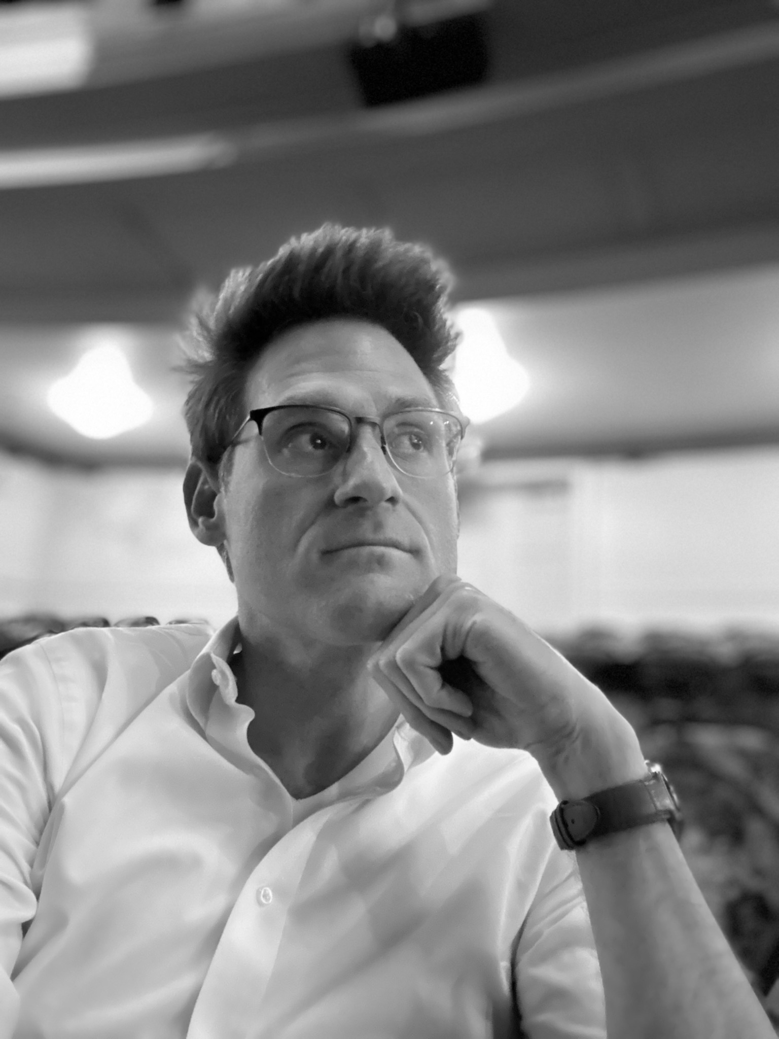 Kenneth Ferrone observing work onstage
